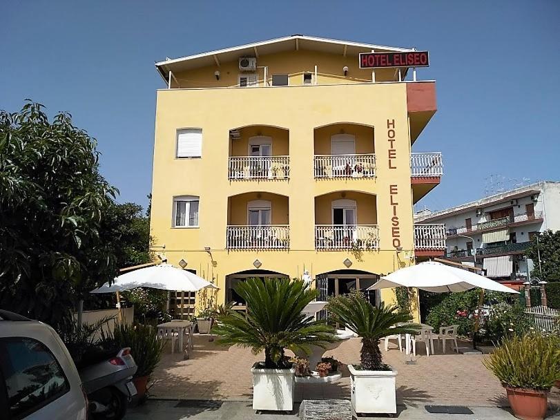 Hotel Eliseo Giardini Naxos Ngoại thất bức ảnh