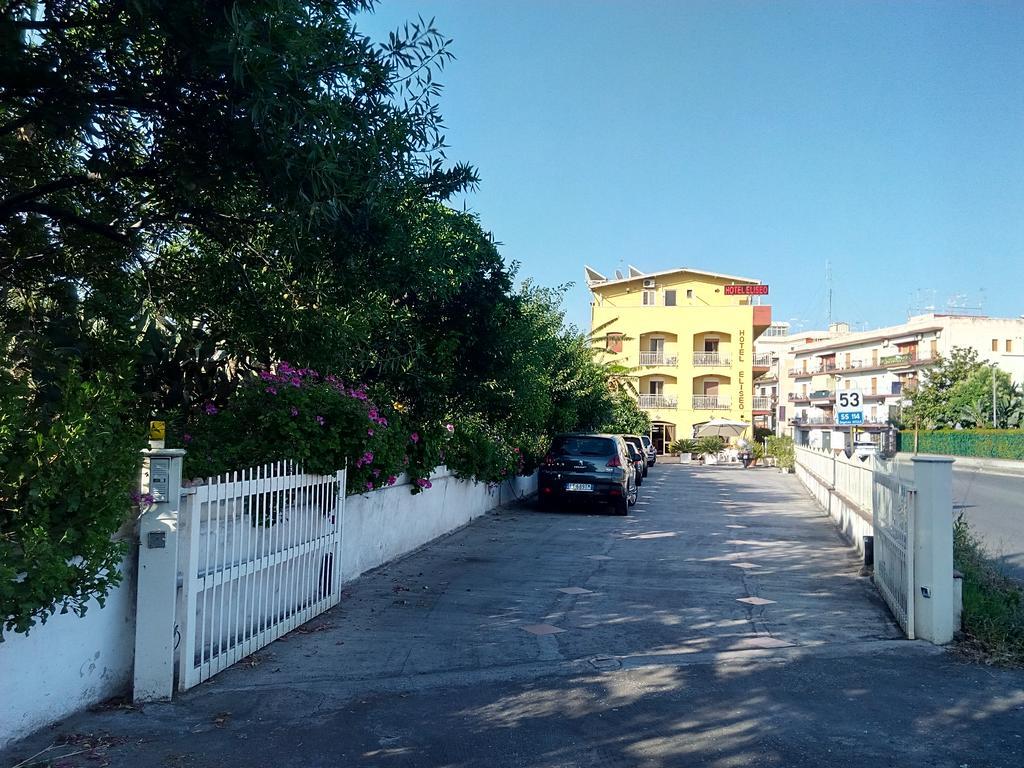 Hotel Eliseo Giardini Naxos Ngoại thất bức ảnh