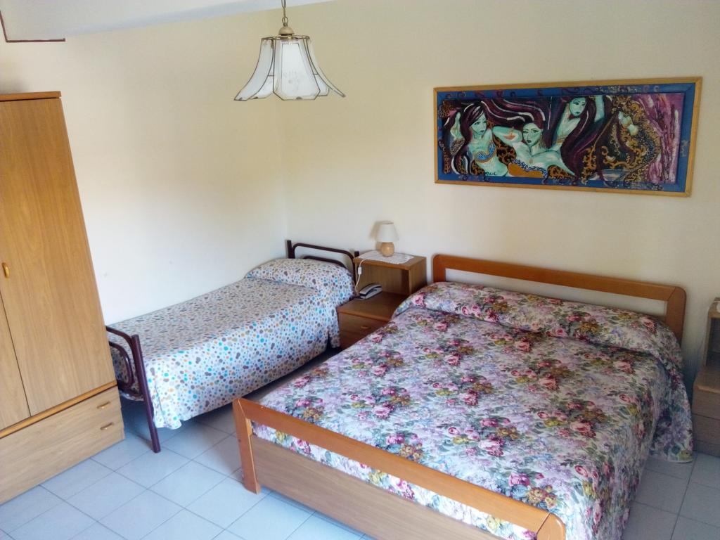 Hotel Eliseo Giardini Naxos Ngoại thất bức ảnh