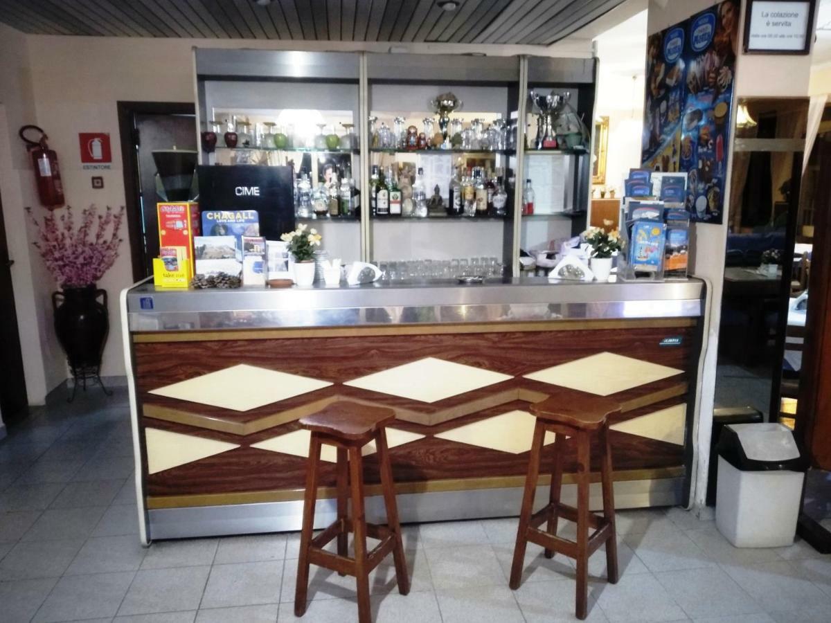 Hotel Eliseo Giardini Naxos Ngoại thất bức ảnh