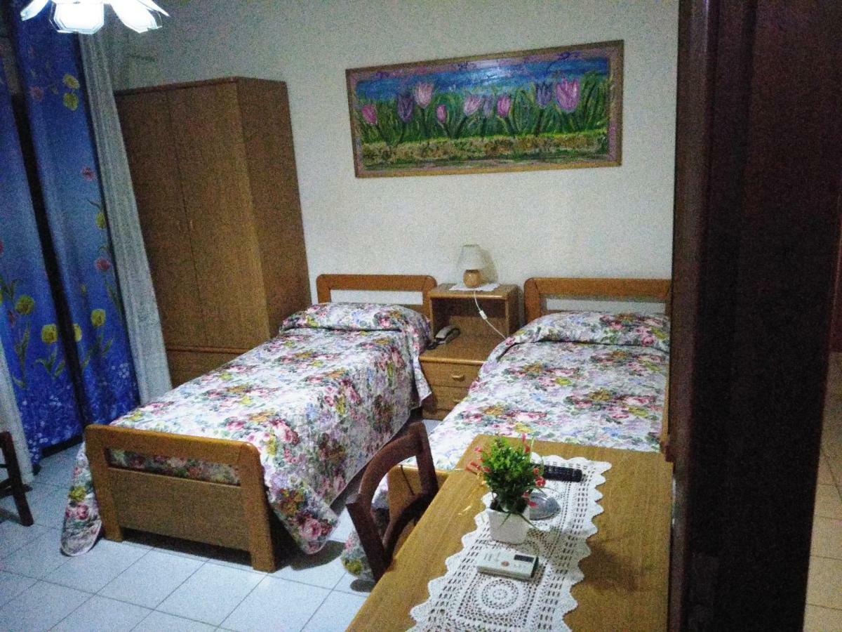 Hotel Eliseo Giardini Naxos Ngoại thất bức ảnh