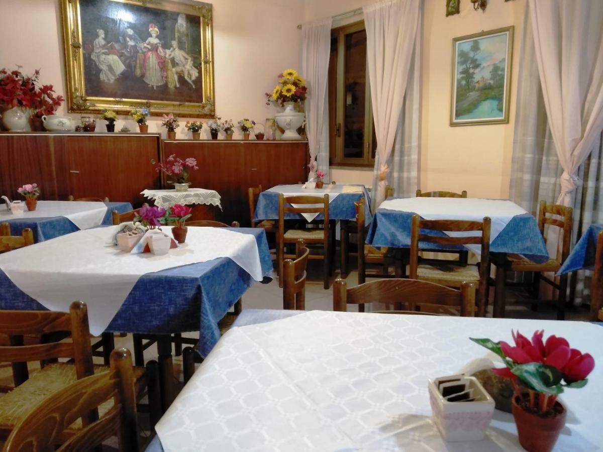 Hotel Eliseo Giardini Naxos Ngoại thất bức ảnh