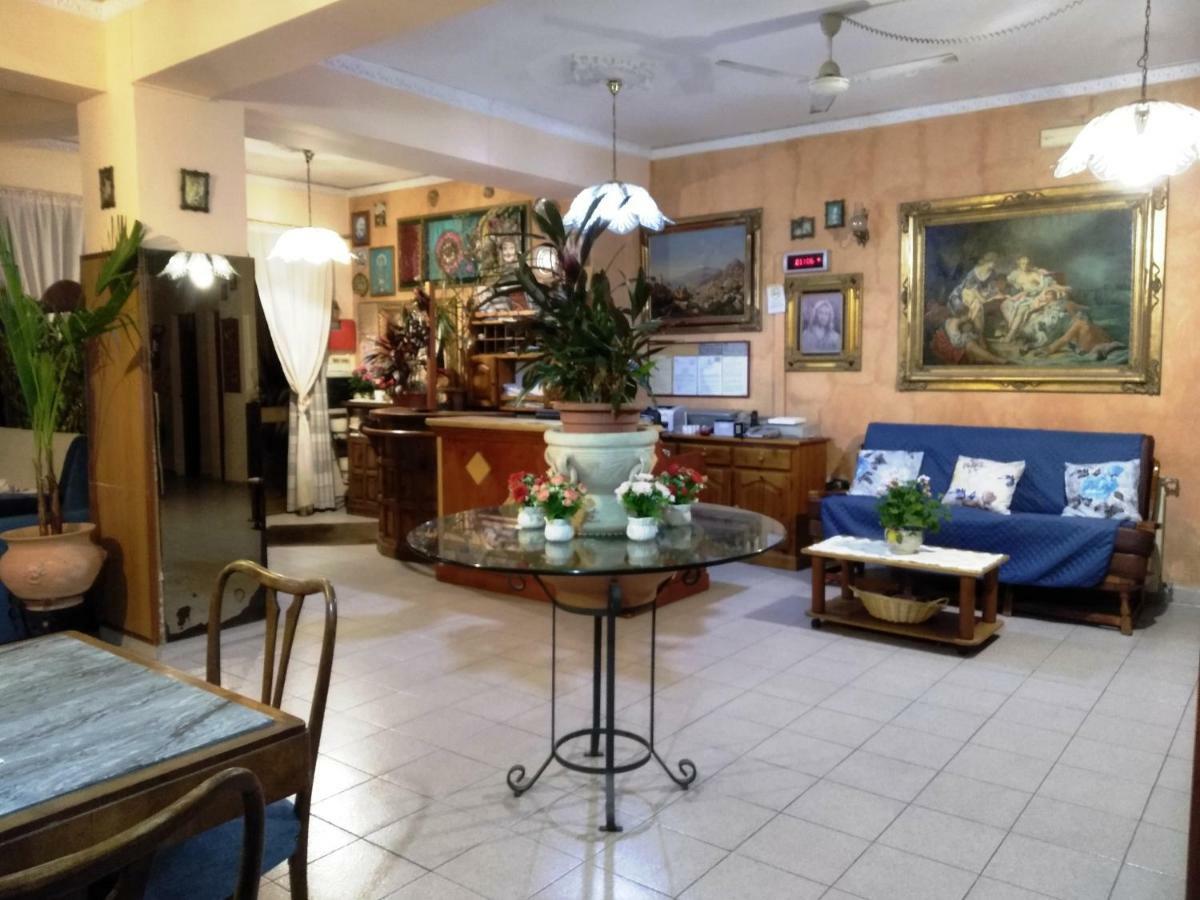 Hotel Eliseo Giardini Naxos Ngoại thất bức ảnh